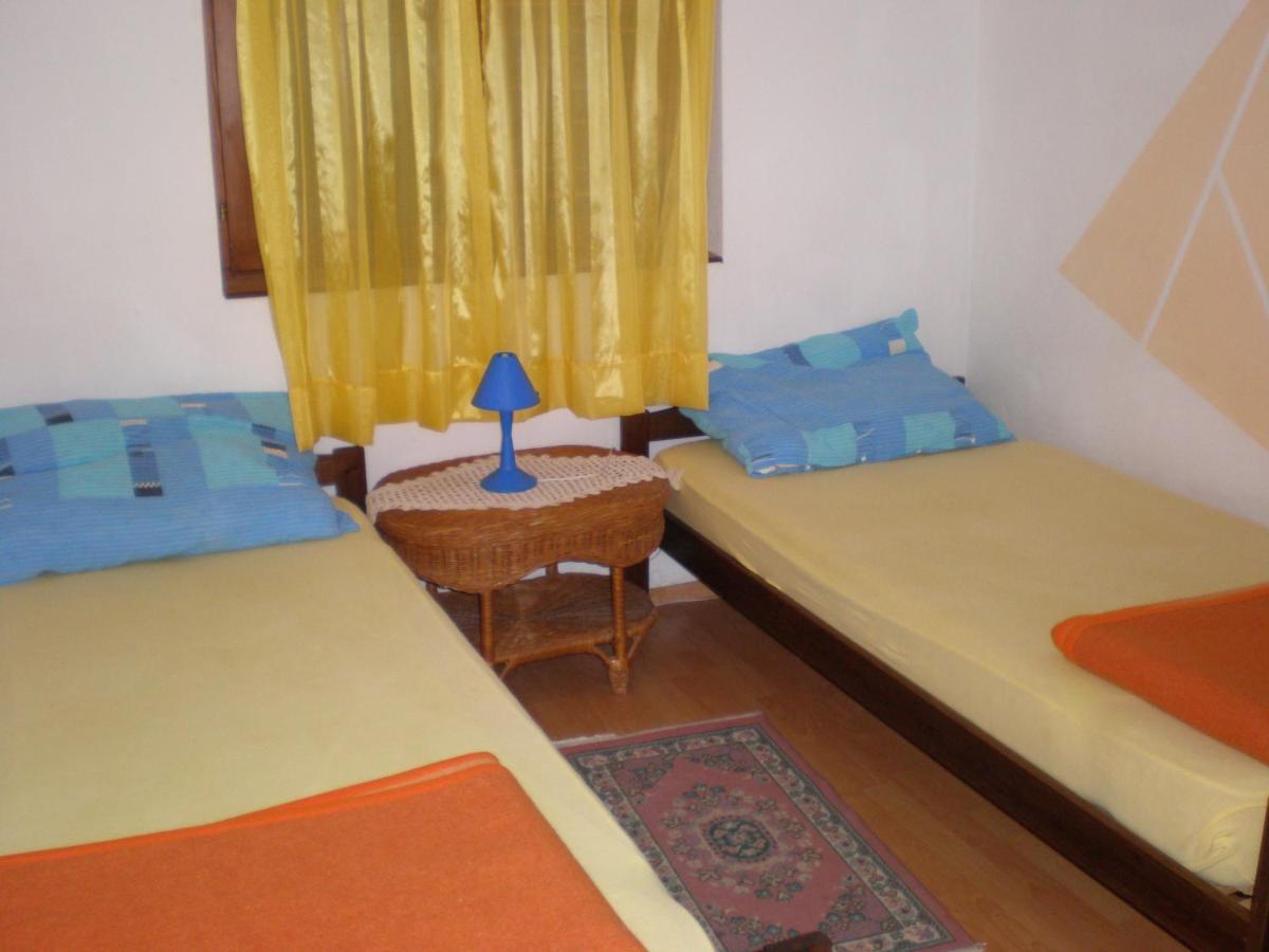Apartments Pogacic Vir Exterior foto