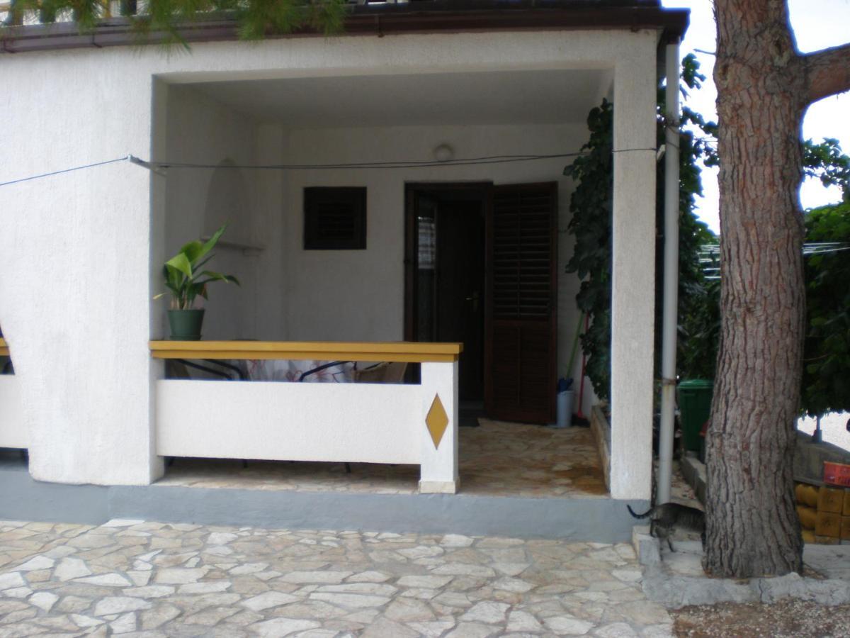 Apartments Pogacic Vir Exterior foto
